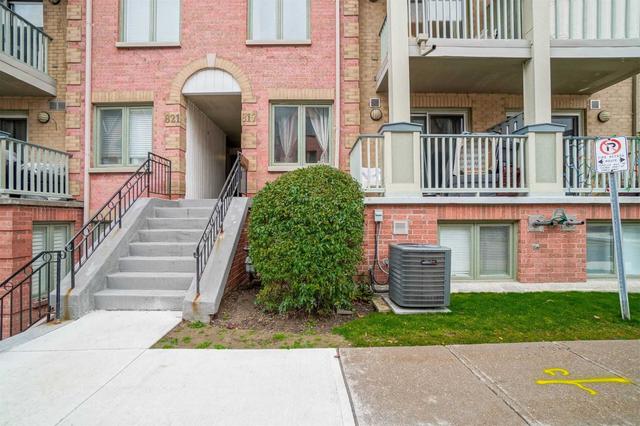 817 - 75 Weldrick Rd E, Townhouse with 2 bedrooms, 2 bathrooms and 1 parking in Richmond Hill ON | Image 6