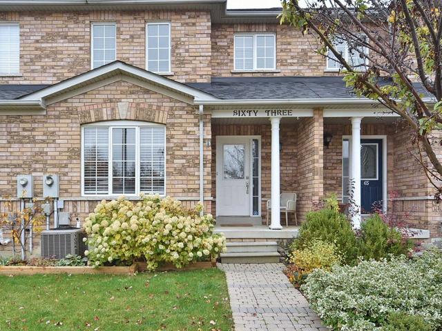 63 Sonoma Blvd, House attached with 2 bedrooms, 3 bathrooms and 2 parking in Vaughan ON | Image 1