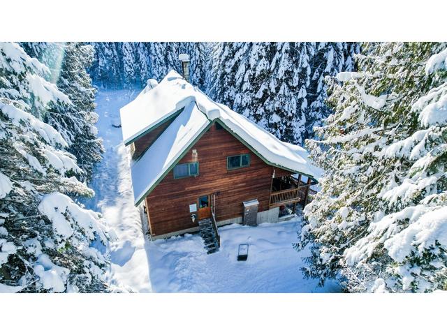 6225 Porto Rico Ymir Road, House detached with 3 bedrooms, 2 bathrooms and null parking in Central Kootenay G BC | Image 41