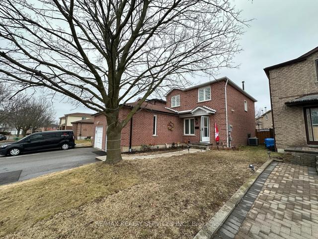 25 Cluett Dr N, House detached with 3 bedrooms, 3 bathrooms and 1 parking in Ajax ON | Image 1