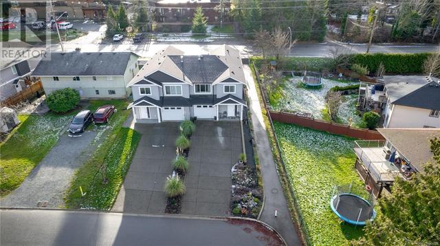 484 10th St, House detached with 6 bedrooms, 3 bathrooms and 4 parking in Nanaimo BC | Image 42