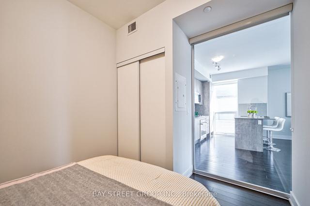 307 - 181 Bedford Rd, Condo with 3 bedrooms, 2 bathrooms and 0 parking in Toronto ON | Image 28