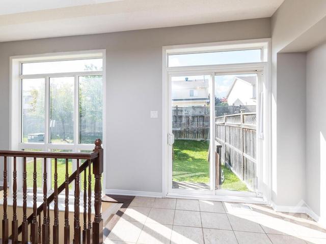 401 Dusk Private, Townhouse with 3 bedrooms, 3 bathrooms and 3 parking in Ottawa ON | Image 9