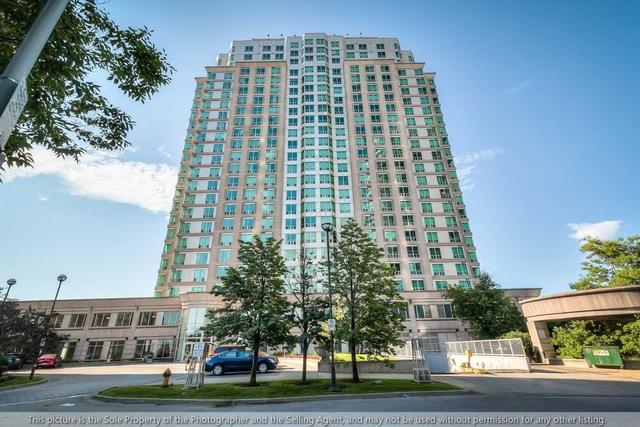 606 - 1 Lee Centre Dr, Condo with 2 bedrooms, 2 bathrooms and 1 parking in Toronto ON | Image 1