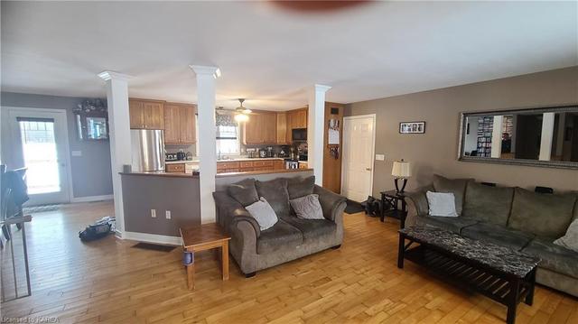 1633 Lazier Road, House detached with 3 bedrooms, 2 bathrooms and null parking in Tyendinaga ON | Image 38