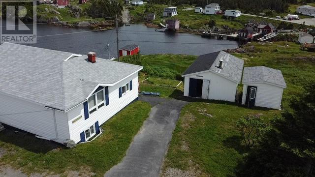 1 Skinner's Harbour Road, House detached with 2 bedrooms, 1 bathrooms and null parking in Change Islands NL | Image 45