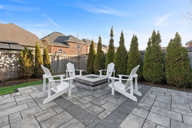 31 Ross Wright Ave, House detached with 4 bedrooms, 3 bathrooms and 4 parking in Clarington ON | Image 19