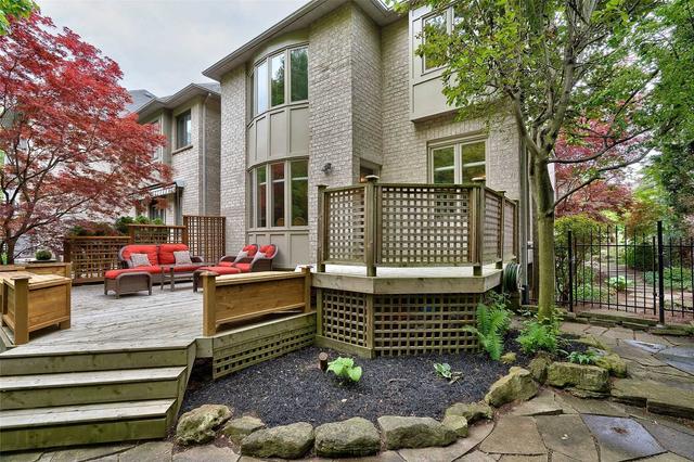 2132 Pinevalley Cres, House attached with 3 bedrooms, 3 bathrooms and 4 parking in Oakville ON | Image 26