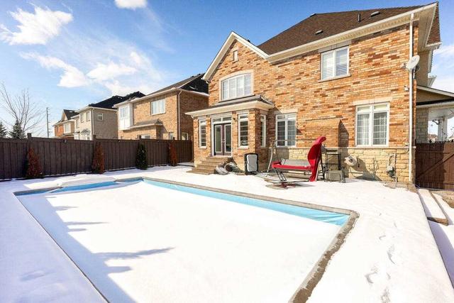 22 Palmvalley Dr, House detached with 4 bedrooms, 5 bathrooms and 6 parking in Brampton ON | Image 31