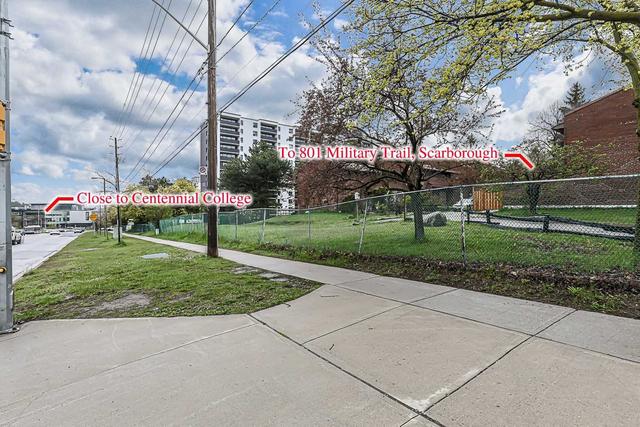 801 Military Tr, Townhouse with 3 bedrooms, 3 bathrooms and 1 parking in Toronto ON | Image 30