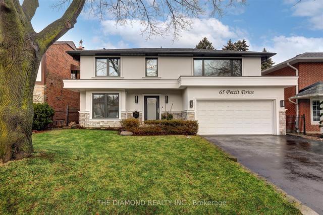 65 Pettit Dr, House detached with 4 bedrooms, 4 bathrooms and 4 parking in Toronto ON | Image 1