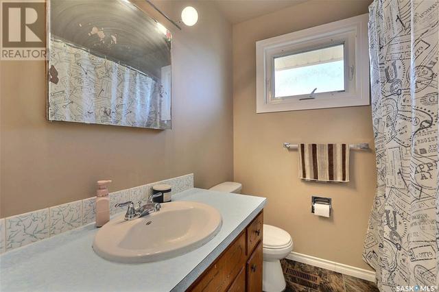 91 Rothwell Crescent, House detached with 3 bedrooms, 2 bathrooms and null parking in Regina SK | Image 11