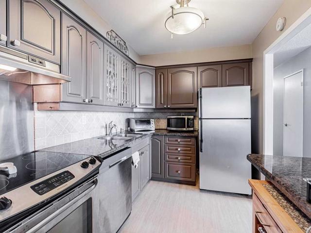 2008 - 50 Elm Dr E, Condo with 3 bedrooms, 2 bathrooms and 2 parking in Mississauga ON | Image 7