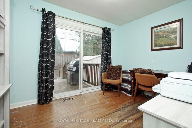 381 Elizabeth St, House detached with 3 bedrooms, 2 bathrooms and 3 parking in Oshawa ON | Image 3