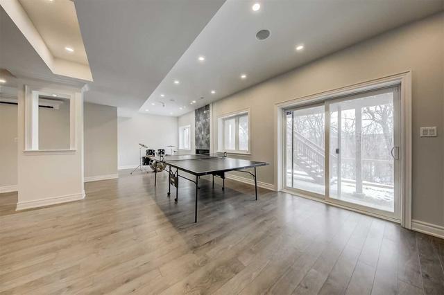 136 Shadow Falls Dr, House detached with 5 bedrooms, 5 bathrooms and 4 parking in Richmond Hill ON | Image 22