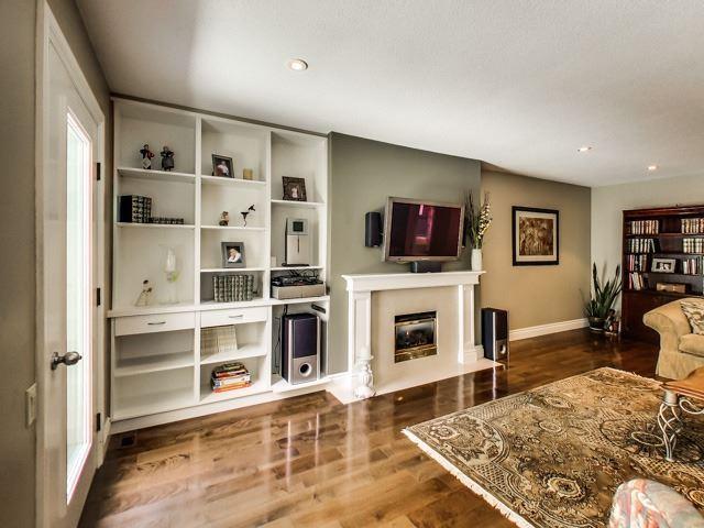 37 Wenonah Dr, House detached with 3 bedrooms, 3 bathrooms and 4 parking in Mississauga ON | Image 8
