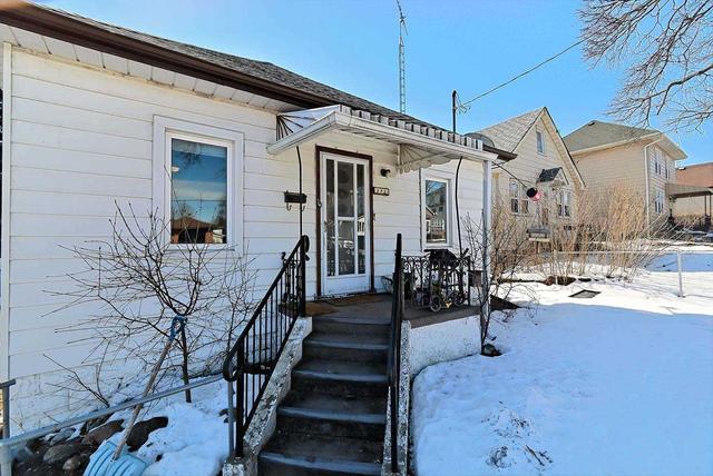 371 Adelaide Ave W, House detached with 1 bedrooms, 2 bathrooms and 4 parking in Oshawa ON | Image 24