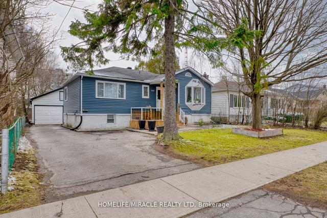 298 Elmwood St, House detached with 3 bedrooms, 2 bathrooms and 7 parking in Kingston ON | Image 23