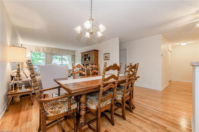 14 Beechlawn Boulevard, House attached with 2 bedrooms, 2 bathrooms and 2 parking in Guelph ON | Image 16