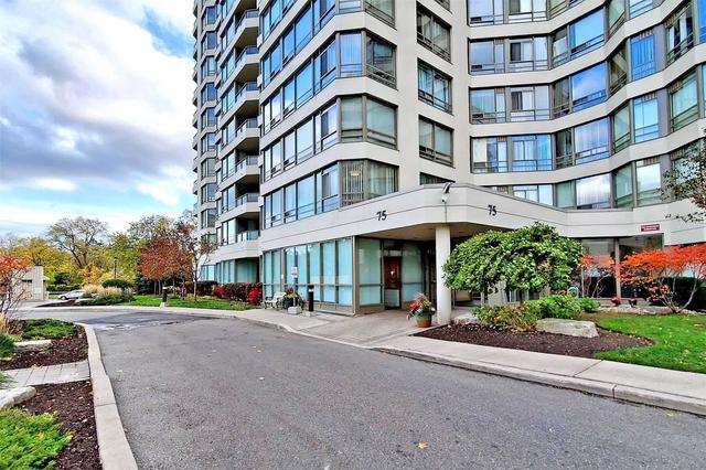 205 - 75 King St E, Condo with 2 bedrooms, 2 bathrooms and 1 parking in Mississauga ON | Image 12