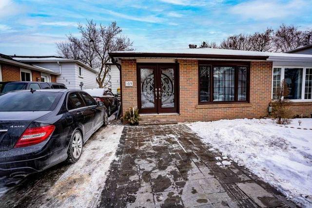 103 Archdekin Dr, House semidetached with 3 bedrooms, 2 bathrooms and 3 parking in Brampton ON | Image 1