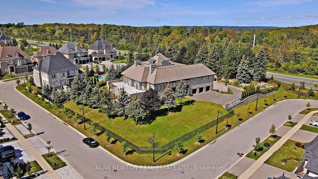 16 Finesse Crt, House detached with 4 bedrooms, 6 bathrooms and 15 parking in Richmond Hill ON | Image 31