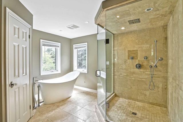441 Chartwell Rd, House detached with 4 bedrooms, 5 bathrooms and 6 parking in Oakville ON | Image 13