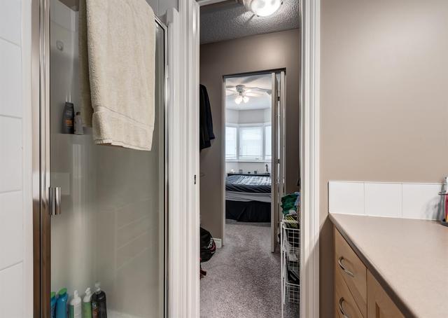 186 Cedarwood Lane Sw, Home with 3 bedrooms, 2 bathrooms and 2 parking in Calgary AB | Image 16