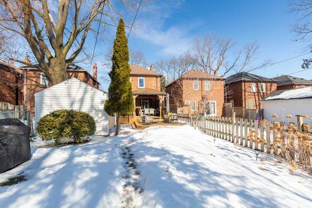 681 Eglinton Ave E, House detached with 3 bedrooms, 2 bathrooms and 5 parking in Toronto ON | Image 27