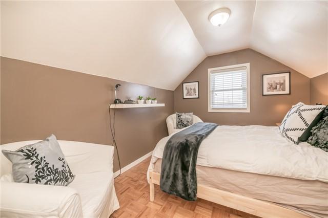 103 Priscilla Ave, House detached with 2 bedrooms, 1 bathrooms and null parking in Toronto ON | Image 8