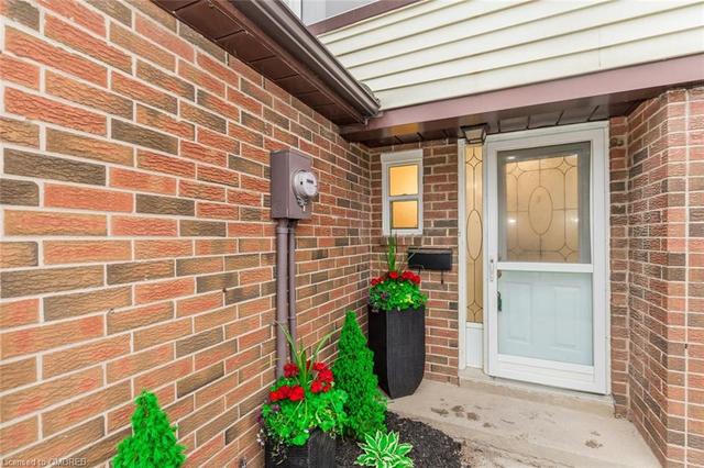 40 - 371 Bronte St S, Townhouse with 3 bedrooms, 3 bathrooms and 2 parking in Milton ON | Image 36