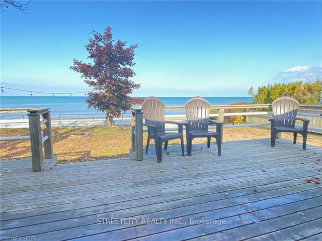 6278 Spruce St, House detached with 4 bedrooms, 4 bathrooms and 10 parking in Lambton Shores ON | Image 17