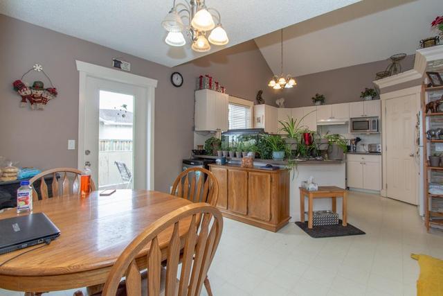 32 Willowbrook Bay Nw, House detached with 3 bedrooms, 2 bathrooms and 4 parking in Airdrie AB | Image 25