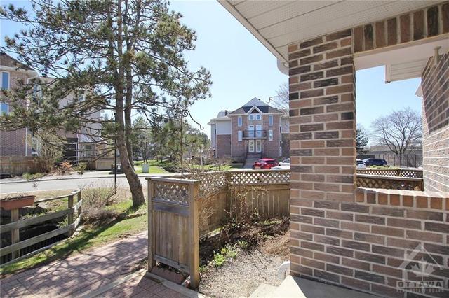 10 - 3 Stonebank Crescent, House attached with 1 bedrooms, 1 bathrooms and 1 parking in Ottawa ON | Image 6