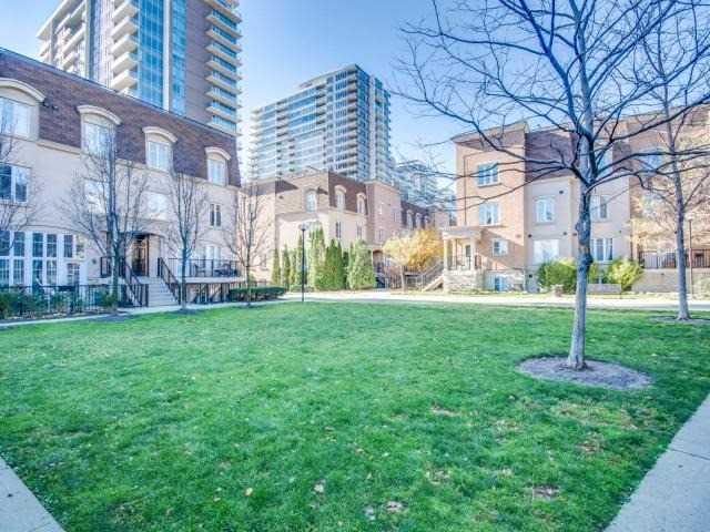 th 404 - 34 Western Battery Rd, Townhouse with 2 bedrooms, 2 bathrooms and 2 parking in Toronto ON | Image 14