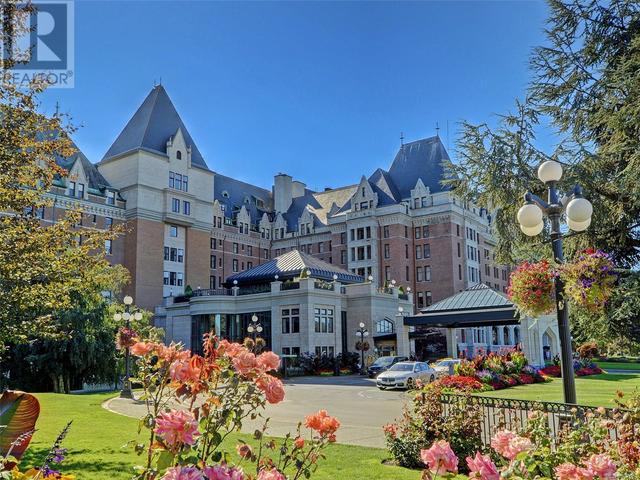 THE FAMOUS EMPRESS HOTEL IS A 5 MINUTE WALK AWAY | Image 39