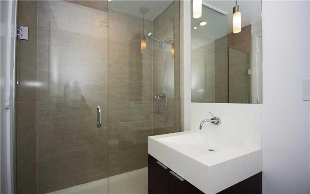 3906 - 110 Charles St E, Condo with 2 bedrooms, 2 bathrooms and 1 parking in Toronto ON | Image 5