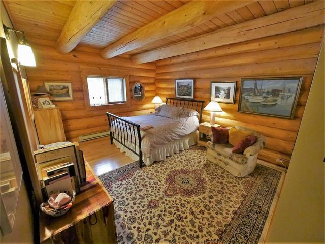 7459 Mauriello Road, House detached with 4 bedrooms, 3 bathrooms and 2 parking in Central Kootenay E BC | Image 12