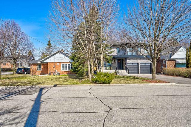 114 Pinegrove Ave S, House detached with 2 bedrooms, 2 bathrooms and 2 parking in Toronto ON | Image 15