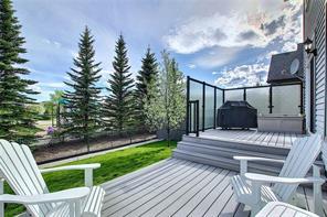 8 Weston Place Sw, House detached with 3 bedrooms, 2 bathrooms and 4 parking in Calgary AB | Image 7