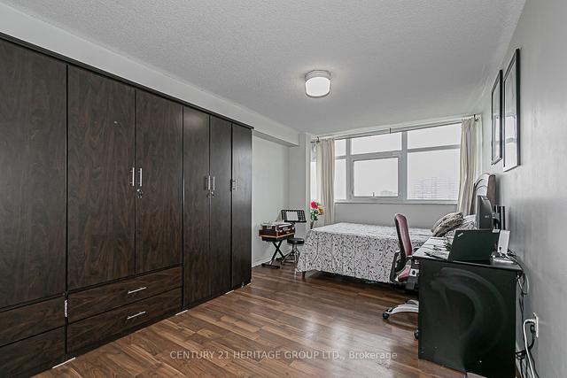 1403 - 100 Echo Pt, Condo with 3 bedrooms, 2 bathrooms and 1 parking in Toronto ON | Image 13