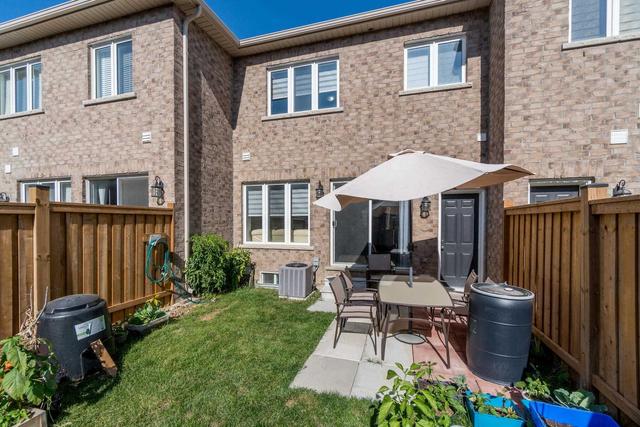 12 Hoover Rd, House attached with 3 bedrooms, 4 bathrooms and 2 parking in Brampton ON | Image 27