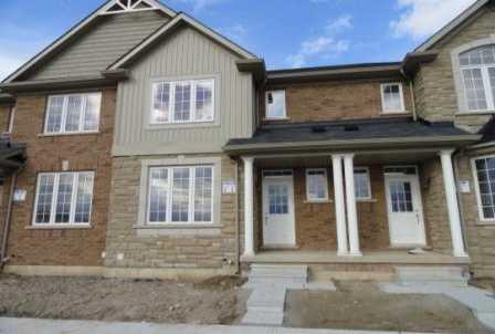 02 - 651 Farmstead Dr, Townhouse with 3 bedrooms, 3 bathrooms and 1 parking in Milton ON | Image 1