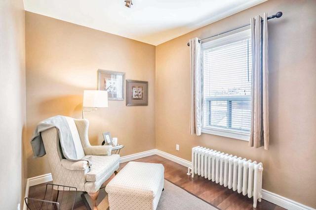 34 Rolyat St, House attached with 3 bedrooms, 2 bathrooms and 2 parking in Toronto ON | Image 20