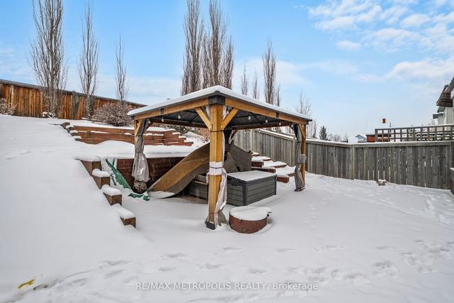 224 Quigley Dr, House semidetached with 3 bedrooms, 3 bathrooms and 2 parking in Cochrane AB | Image 13
