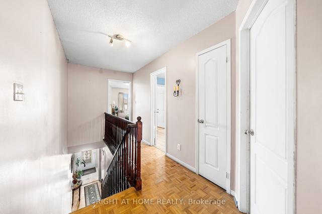 471b Northcliffe Blvd, House semidetached with 3 bedrooms, 3 bathrooms and 3 parking in Toronto ON | Image 38