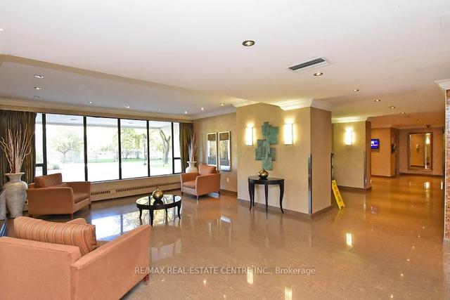 803 - 3170 Kirwin Ave, Condo with 3 bedrooms, 2 bathrooms and 1 parking in Mississauga ON | Image 34