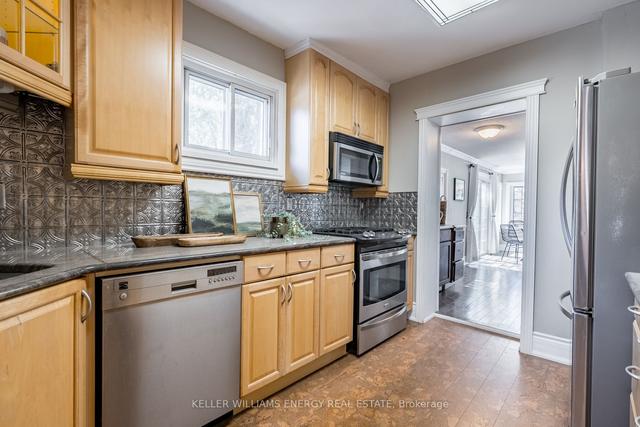 608 Somerville Ave, House detached with 2 bedrooms, 3 bathrooms and 2 parking in Oshawa ON | Image 10