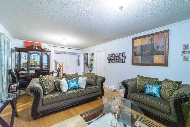 236 Vodden St E, House detached with 3 bedrooms, 3 bathrooms and 4 parking in Brampton ON | Image 18