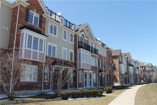22 - 2614 Dashwood Dr, Townhouse with 2 bedrooms, 3 bathrooms and 1 parking in Oakville ON | Image 2